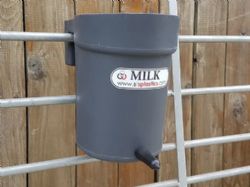 SFS Plastics Milk 1 Calf Feeder